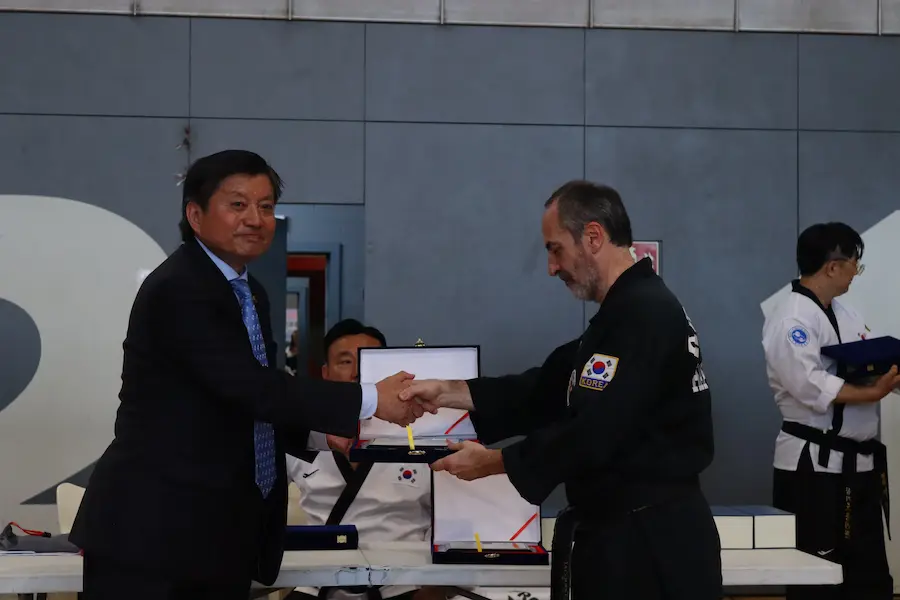 maesto cho en el proceso de epansión de hapkido